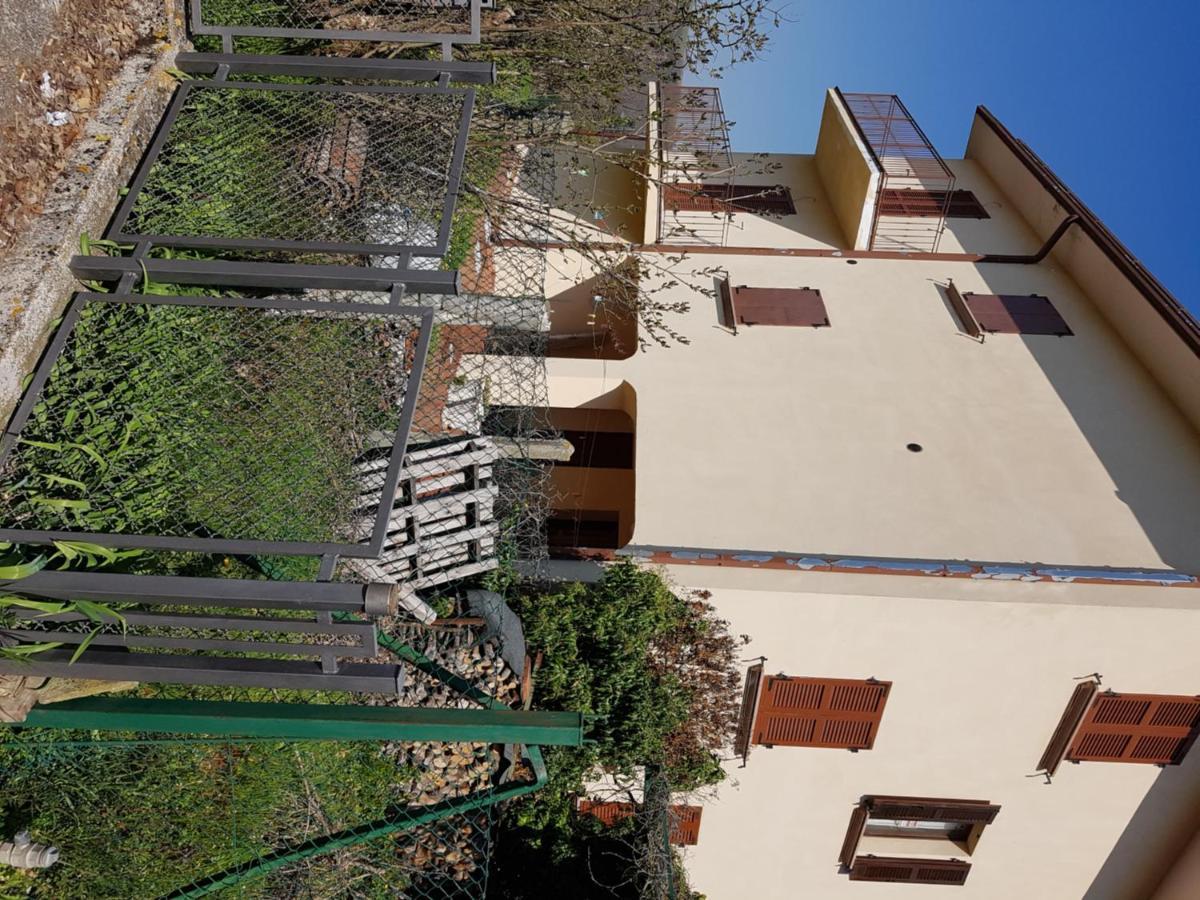 Mille Papaveri Rossi Casa Di Angela Serravalle di Chienti Εξωτερικό φωτογραφία