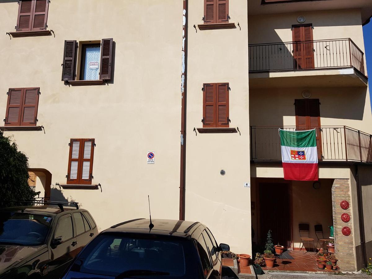 Mille Papaveri Rossi Casa Di Angela Serravalle di Chienti Εξωτερικό φωτογραφία